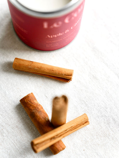 Apple & Cinnamon Candle