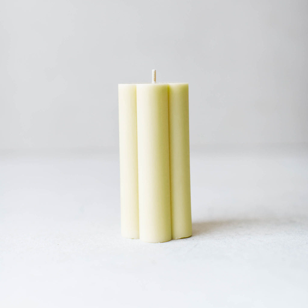 Daisy Shaped Flower Candle